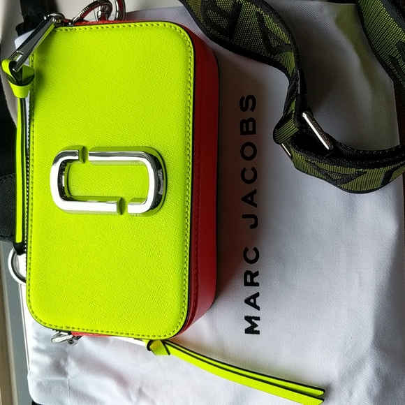 Marc jacobs neon purse Clearance